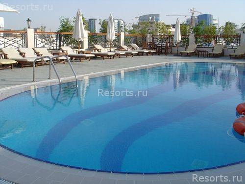Hallmark Hotel 11